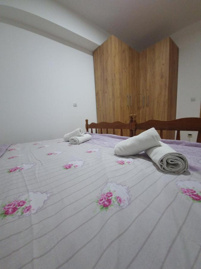 Golden Sun Skopje Daire Dış mekan fotoğraf