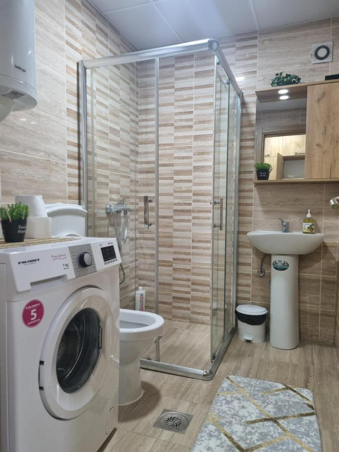 Golden Sun Skopje Daire Dış mekan fotoğraf